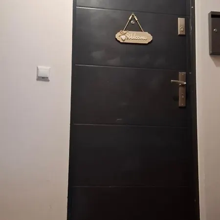 Klimatyczny Z Kominkiem